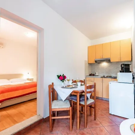 Διαμέρισμα Mit Einem Schlafzimmer - B57065 Štikovica
