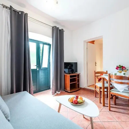 Mit Einem Schlafzimmer - B57065 *